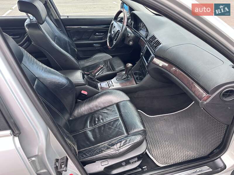 Седан BMW 5 Series 2003 в Боярці