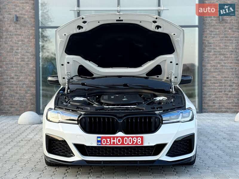 Седан BMW 5 Series 2017 в Тернополе