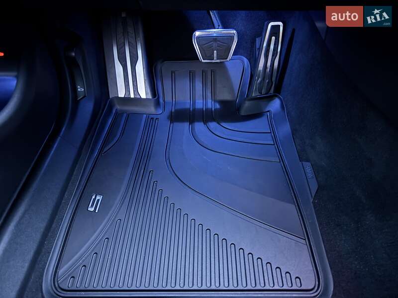 Седан BMW 5 Series 2017 в Тернополе