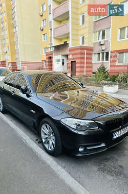 Седан BMW 5 Series 2015 в Киеве