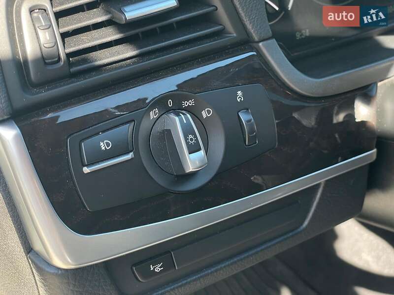 Седан BMW 5 Series 2015 в Києві