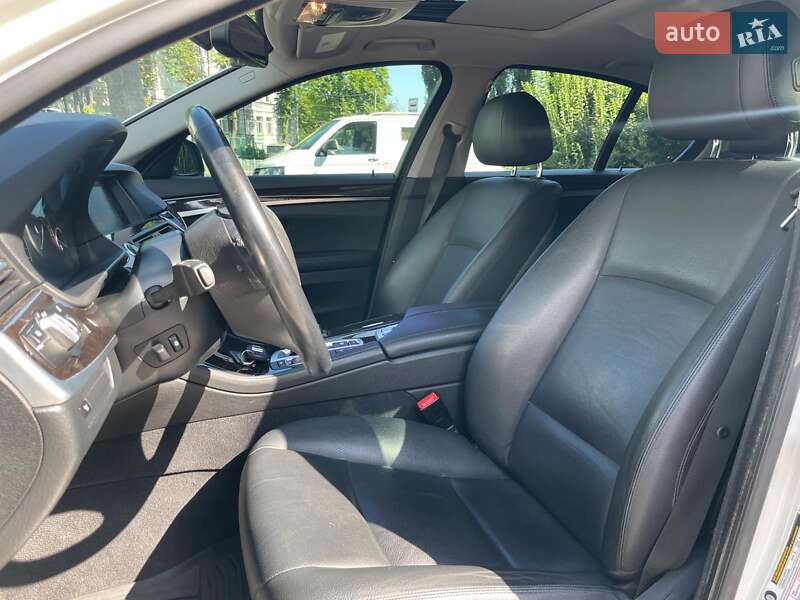 Седан BMW 5 Series 2015 в Києві