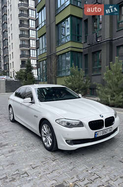 Седан BMW 5 Series 2010 в Софиевской Борщаговке
