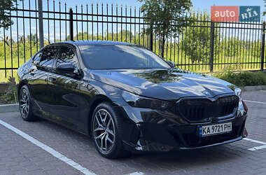 Седан BMW 5 Series 2023 в Киеве