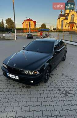 Седан BMW 5 Series 2000 в 