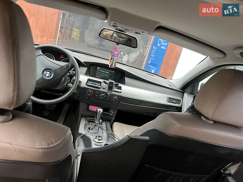 Універсал BMW 5 Series 2004 в Рівному