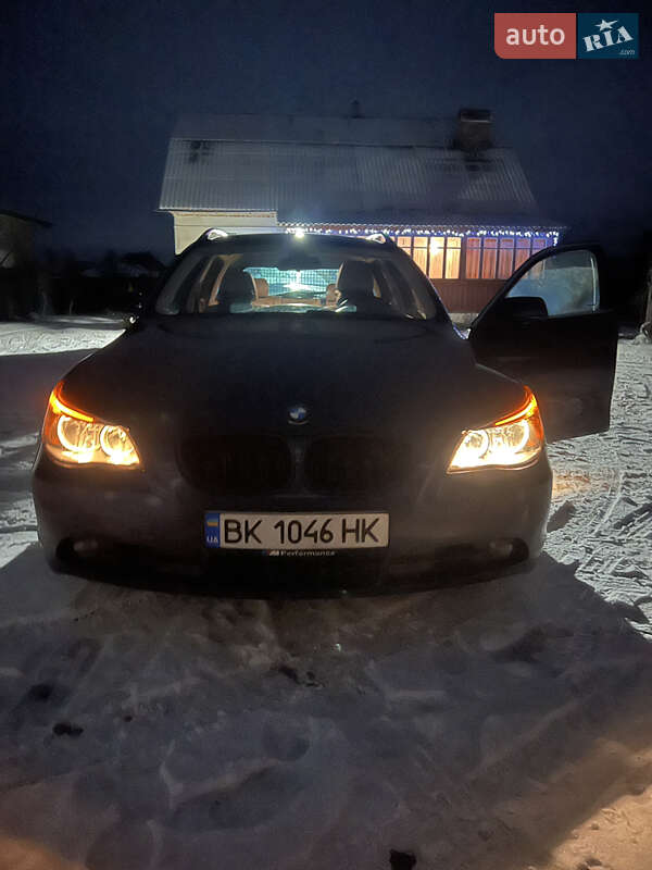 Універсал BMW 5 Series 2004 в Рівному