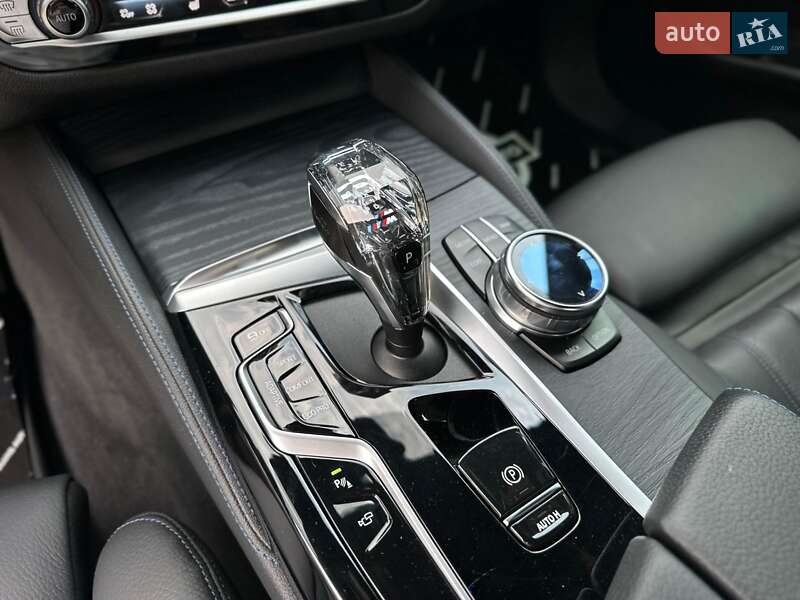 Седан BMW 5 Series 2020 в Києві