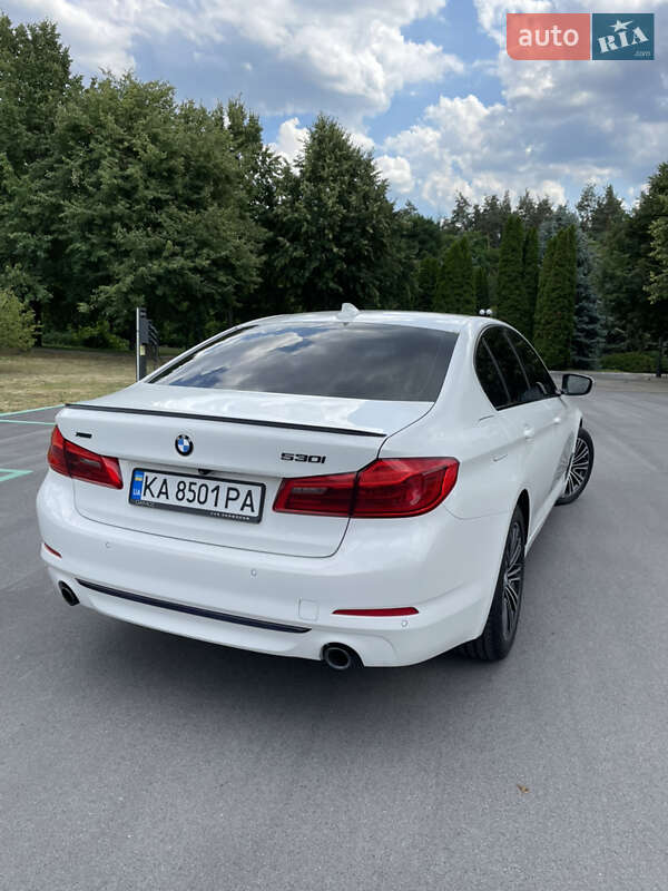 Седан BMW 5 Series 2018 в Киеве