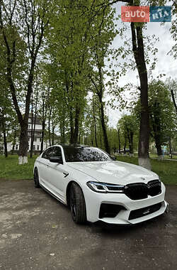 Седан BMW 5 Series 2017 в Чернівцях
