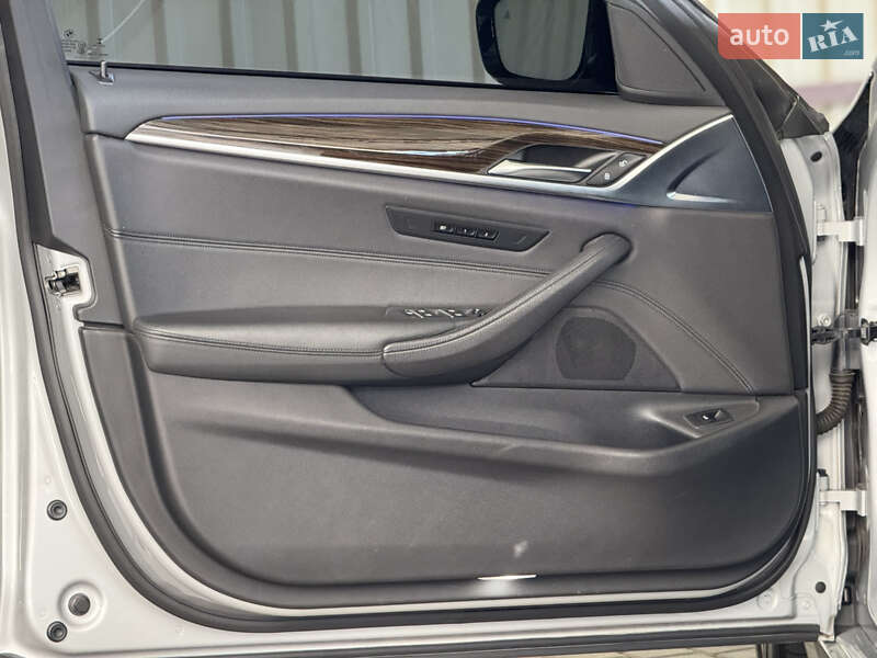 Седан BMW 5 Series 2019 в Одессе