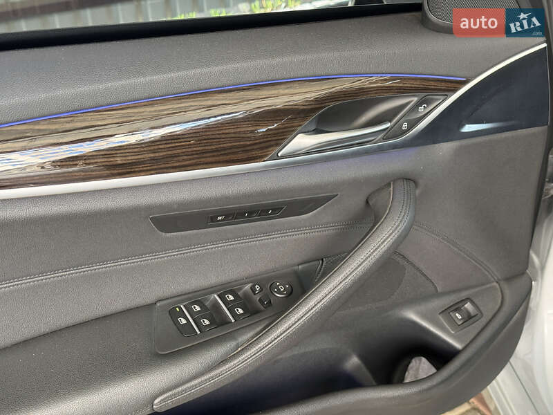 Седан BMW 5 Series 2019 в Одессе