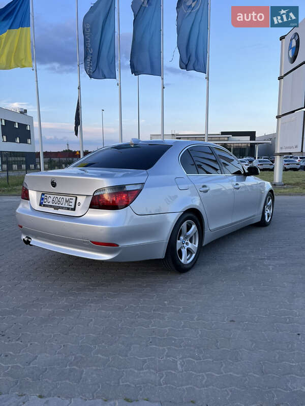 Седан BMW 5 Series 2005 в Львові