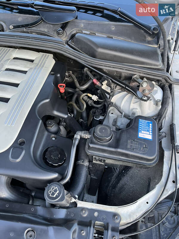 Седан BMW 5 Series 2005 в Львові