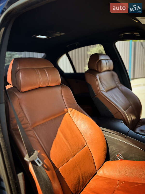 Седан BMW 5 Series 2004 в Кропивницькому фото 12 Седан BMW 5 Series 2004 в Кропивницькому