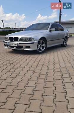 Седан BMW 5 Series 1999 в Чернівцях
