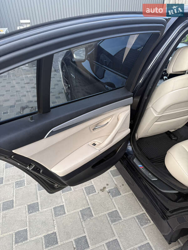 Седан BMW 5 Series 2011 в Дубровиці фото 21 Седан BMW 5 Series 2011 в Дубровиці
