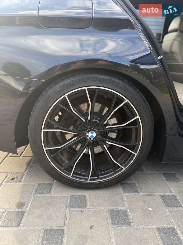 Седан BMW 5 Series 2011 в Дубровиці фото 34 Седан BMW 5 Series 2011 в Дубровиці