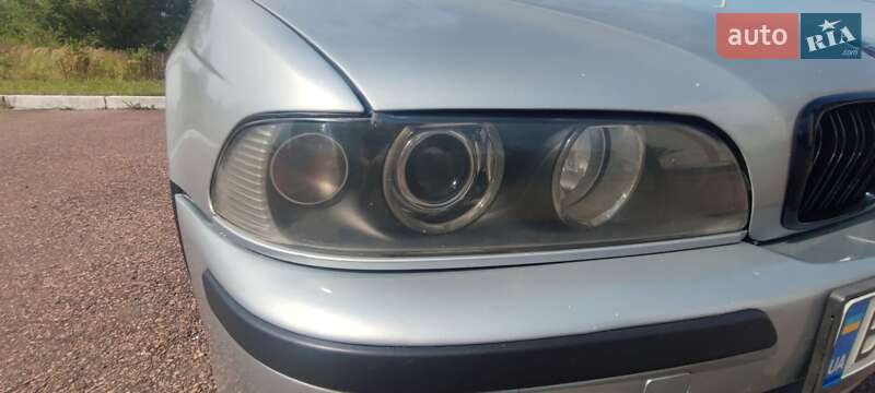 Седан BMW 5 Series 1997 в Дрогобыче