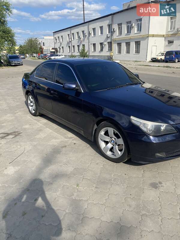 BMW 5 Series 2004