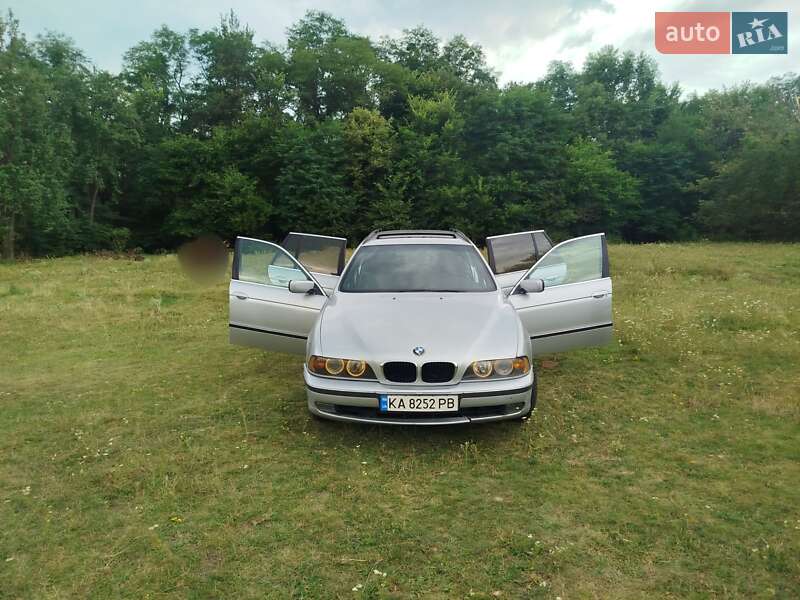 Универсал BMW 5 Series 1999 в 