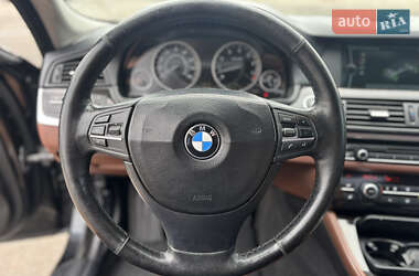 Седан BMW 5 Series 2011 в 