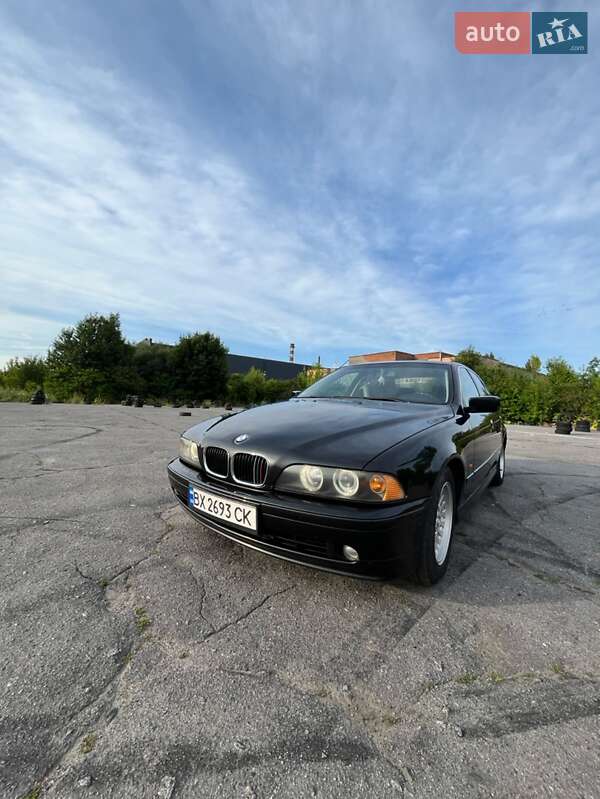 BMW 5 Series 2001