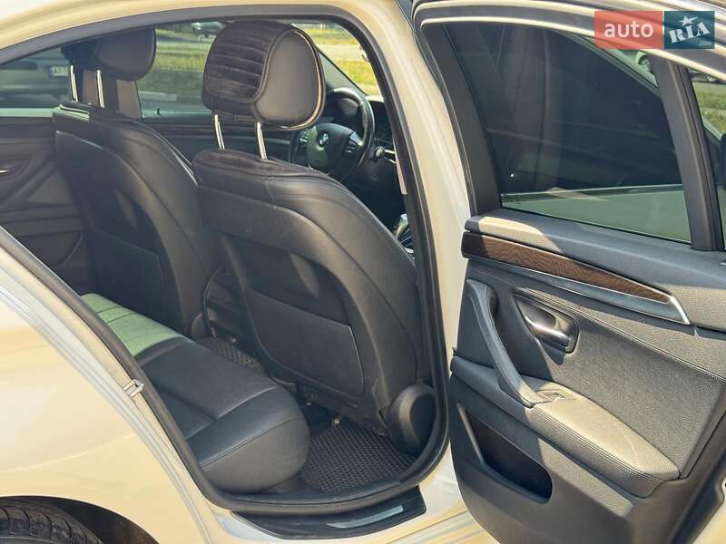 Седан BMW 5 Series 2015 в Запорожье