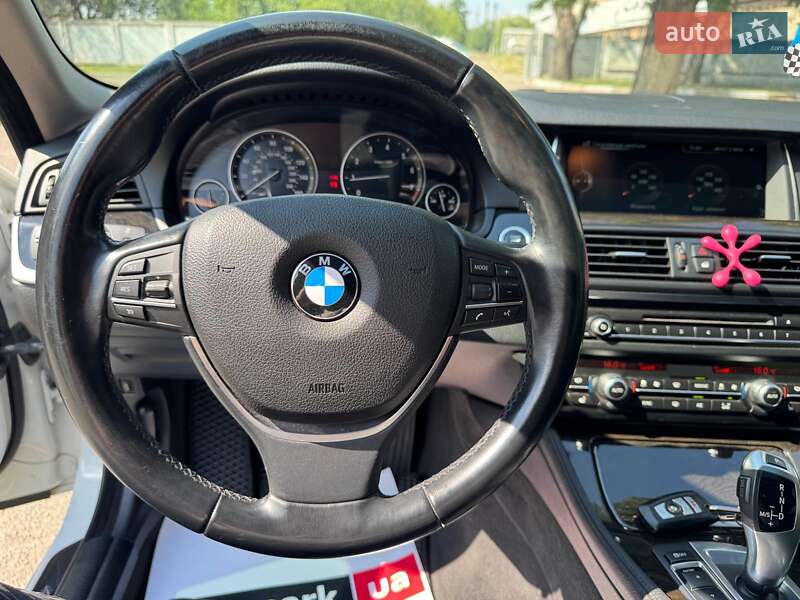 Седан BMW 5 Series 2015 в Запорожье