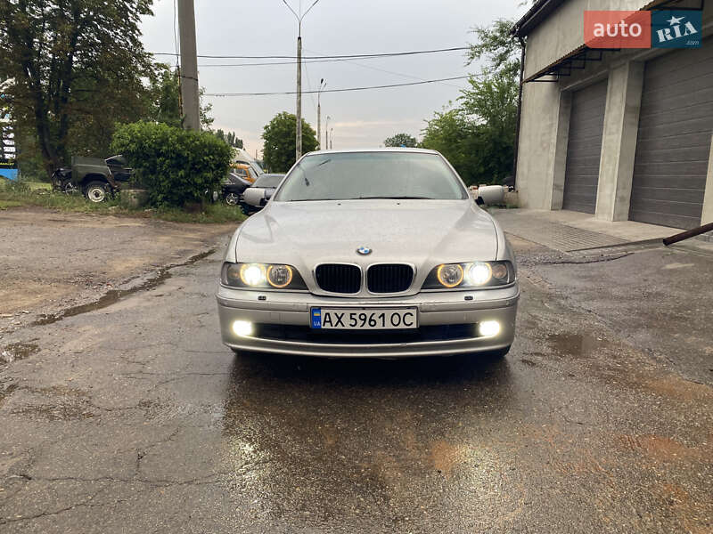 Седан BMW 5 Series 2002 в Харкові
