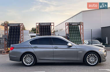 Седан BMW 5 Series 2012 в 