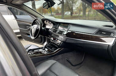 Седан BMW 5 Series 2012 в 