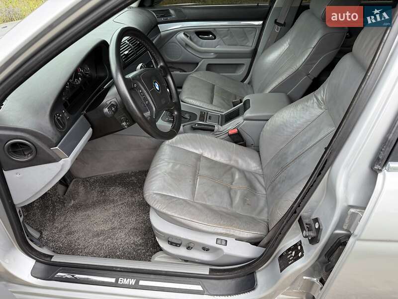 Седан BMW 5 Series 2000 в Ніжині