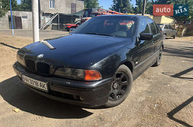 Седан BMW 5 Series 1999 в Беляевке