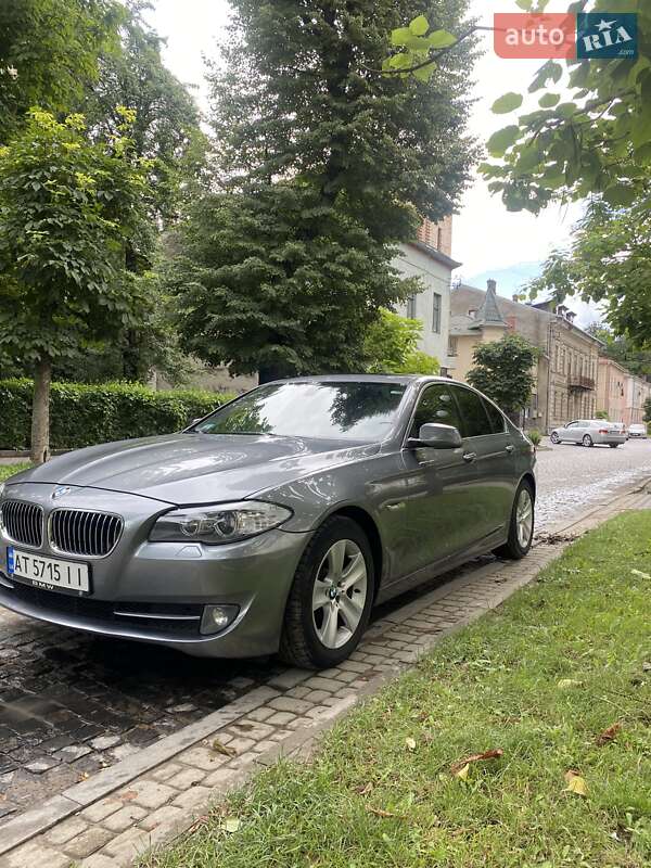 Седан BMW 5 Series 2012 в Коломиї