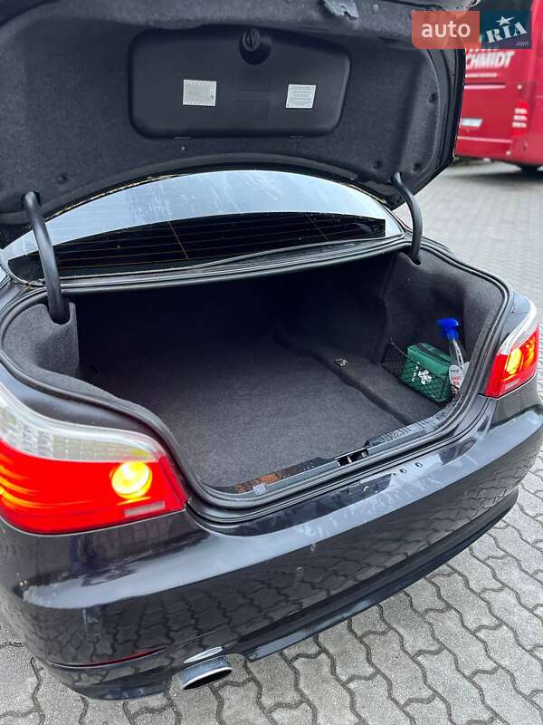 Седан BMW 5 Series 2008 в Львове