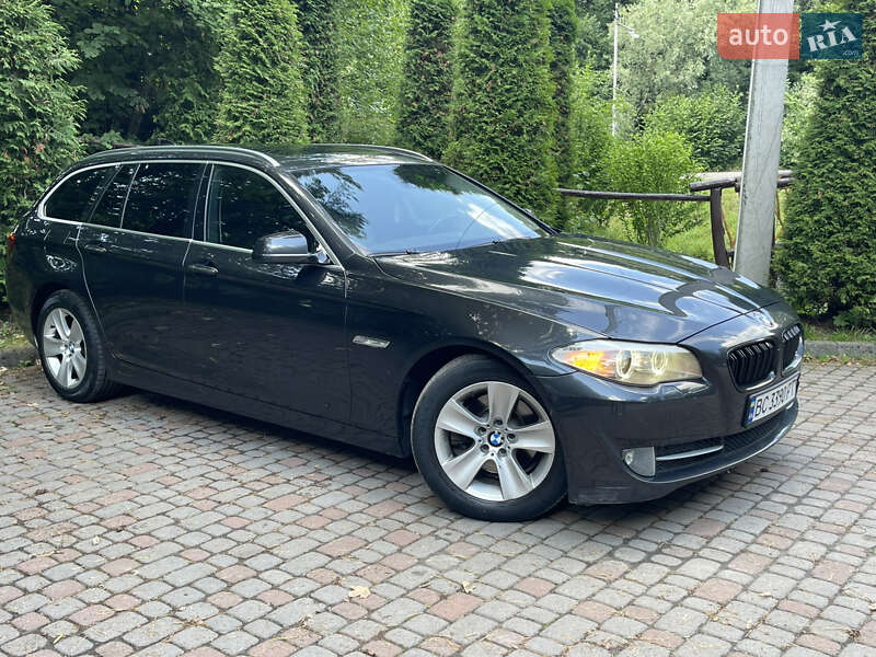BMW 5 Series 2011