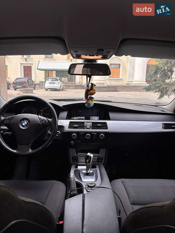 Седан BMW 5 Series 2008 в Запоріжжі