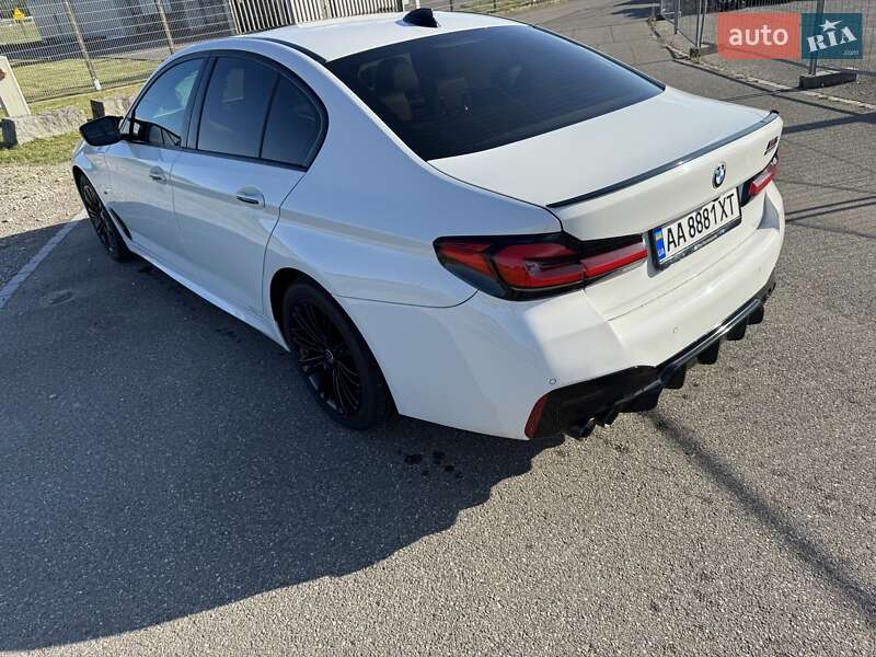 Седан BMW 5 Series 2017 в Киеве