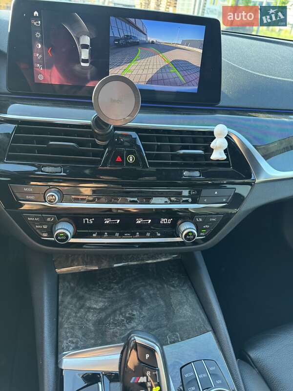 Седан BMW 5 Series 2017 в Киеве