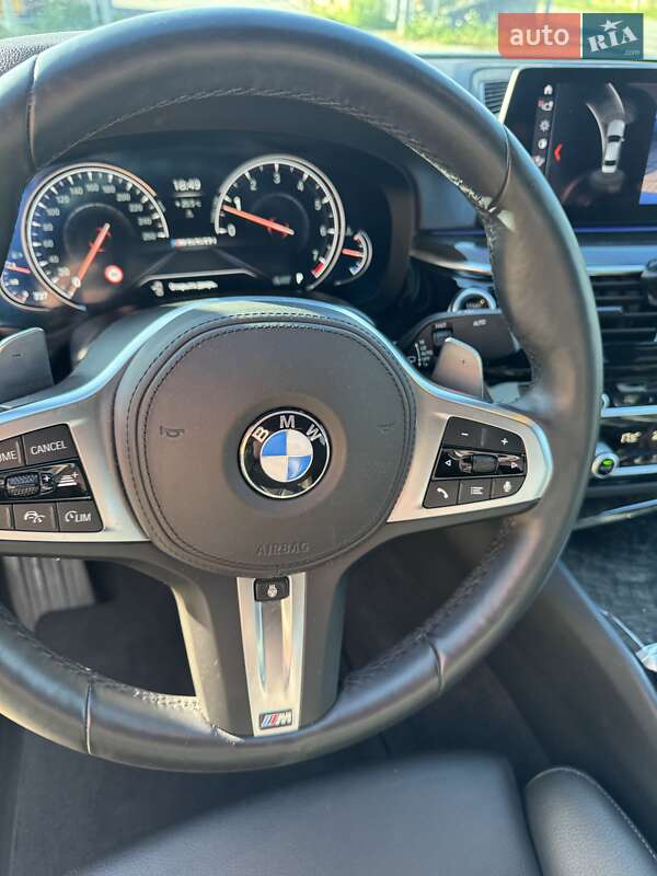 Седан BMW 5 Series 2017 в Киеве