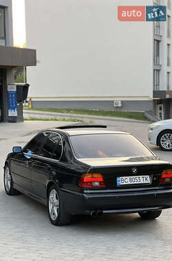 Седан BMW 5 Series 2001 в 