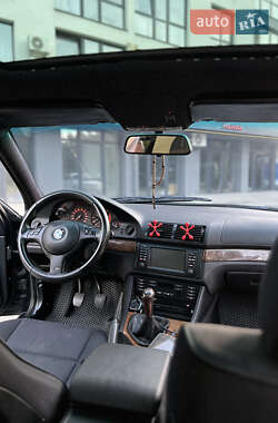 Седан BMW 5 Series 2001 в 