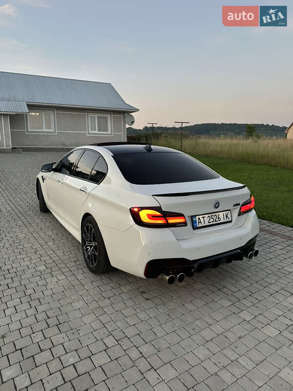 Седан BMW 5 Series 2012 в Коломые