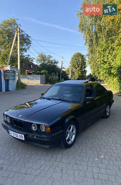 Седан BMW 5 Series 1992 в Ровно