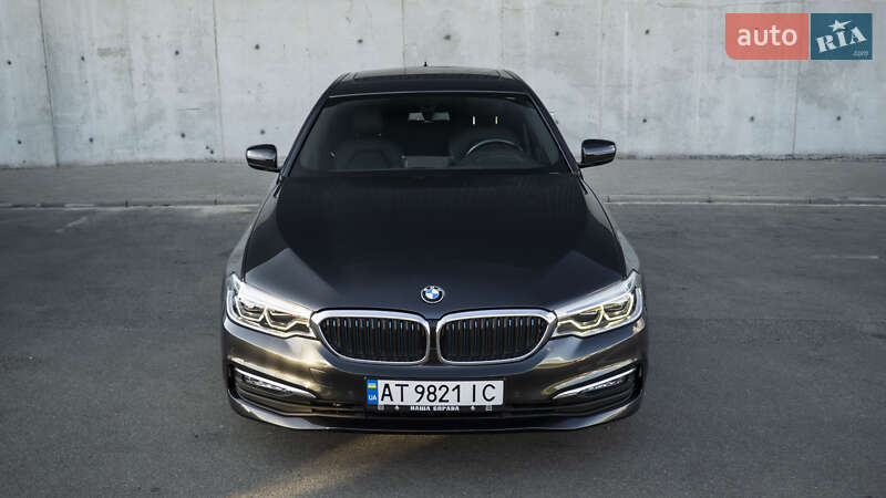 Седан BMW 5 Series 2018 в Киеве