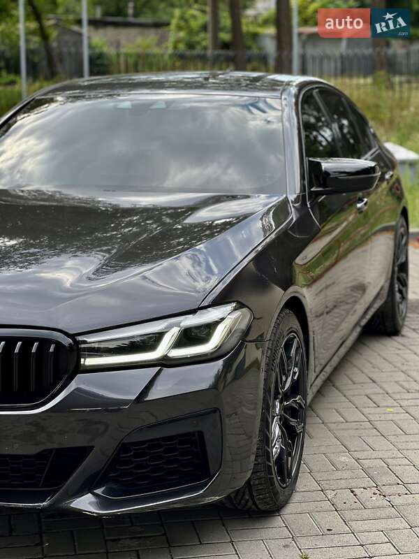 Седан BMW 5 Series 2018 в Дніпрі фото 12 Седан BMW 5 Series 2018 в Дніпрі