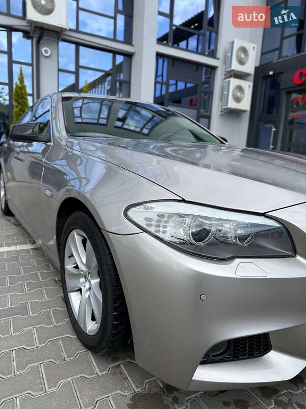 Седан BMW 5 Series 2012 в Ровно
