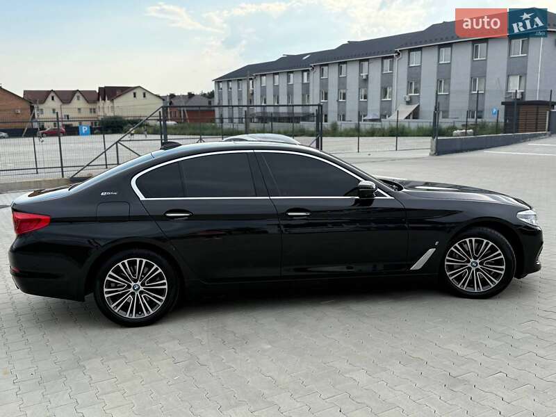 Седан BMW 5 Series 2018 в Вінниці