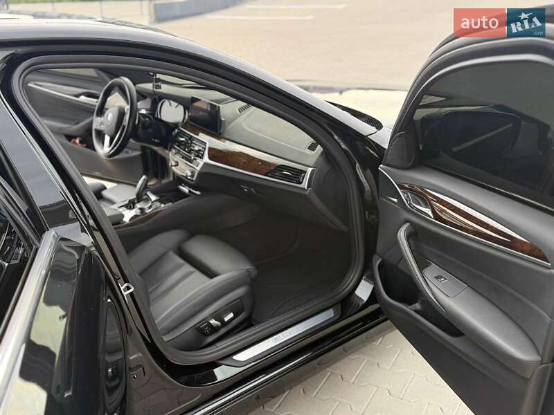 Седан BMW 5 Series 2018 в Вінниці